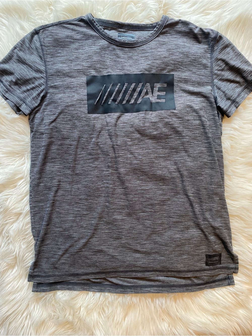American Eagle Outfitters Men's Heather Charcoal Gray Logo Tee AEActive Flex